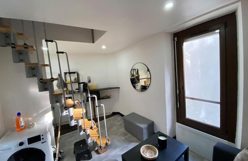Ferel Apartment | Cozy Petit Duplex: Pet and Child Friendly Retreat