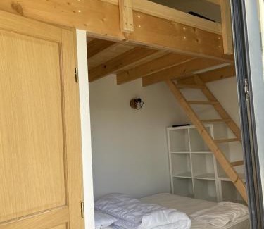Bellevigne-en-Layon House | Cozy Petit Gîte with Terrace - Pet & Child Friendly Stay