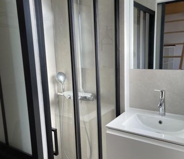 Bellevigne-en-Layon House | Cozy Petit Gîte with Terrace - Pet & Child Friendly Stay
