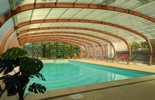 Chadurie House | Romantic Gîte with Pool and Garden Near Nature in Chadurie