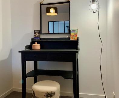 Vergeze Apartment | Serene Petit Havre de Paix: Family-Friendly Retreat