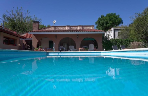 Funes Hotel | Charming Petit Hotel El Alcanfor: Pet-Friendly Retreat