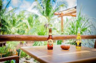 Villa Juarez Hotel | Relaxing Petit Lafitte Beach Front Hotel with Pool & Spa