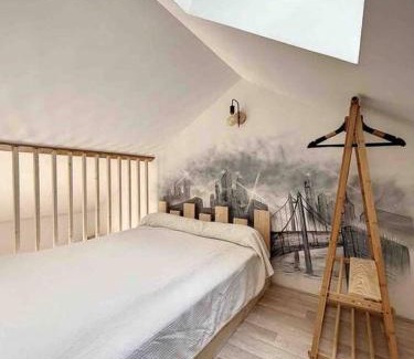 Guillestre Apartment | Cozy Mountain View Loft - Highly Rated for Families