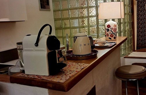 Matabiau Apartment | Charming Toulouse Loft with Free Secure Parking & Great Reviews