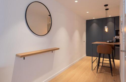 Terrassa Apartment | Welcoming Petit Luxe l'Àtic: Pet & Child Friendly Retreat