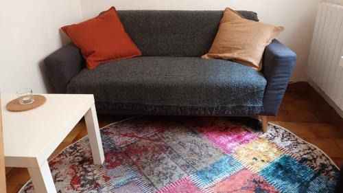 Saint - Aubin - Dupuy Apartment | Discover Petit Mignon: Top-Rated Stay in Toulouse City