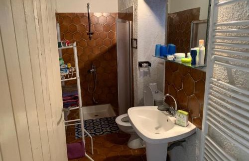 Coulonge House | Cozy Petit Moulin Renaissance: Pet-Friendly Retreat