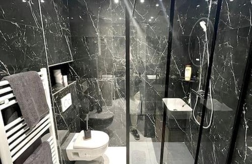 Voltaire - Saint Amour Apartment | Cozy Petit Studio in Part-Dieu: Ideal for Your Stay
