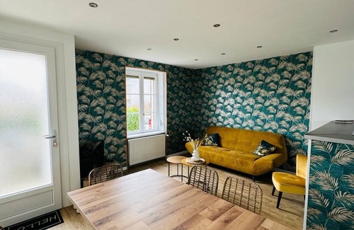 Paray-le-Monial House | Cozy Stay at Petite Demeure - Paray-le-monial with Kitchen