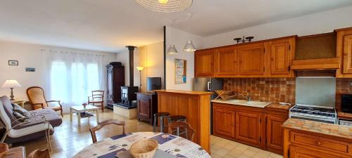 Sainte-Marie-de-Re Villa | Serene Retreat Near Village Center & Market with Family Amenities