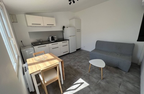 L'Echardiere House | Tranquil Petite Maison in a Picturesque Village Setting