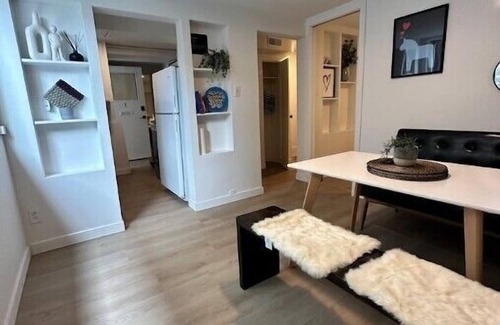 Riley Park-Little Mountain House | Cozy Main Street Haven with Pet-Friendly Amenities
