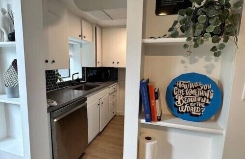 Riley Park-Little Mountain House | Cozy Main Street Haven with Pet-Friendly Amenities