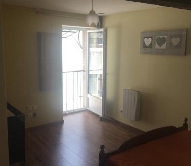 Recey-sur-Ource Apartment | Charming Petite Maison de Campagne - Family-Friendly Retreat