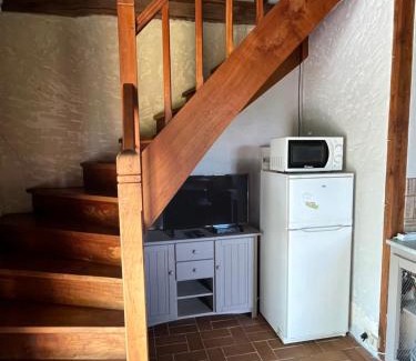 Plazac House | Family-Friendly Retreat at Petite Maison en Périgord Noir