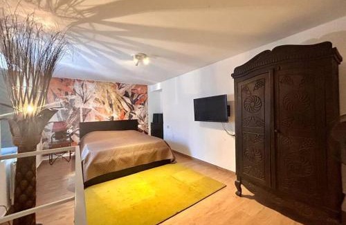 Benevento Apartment | Petite Maison: Family-Friendly Stay with Breakfast Included