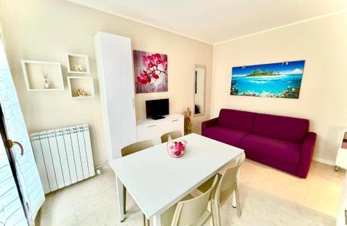 Lugana Apartment | Inviting PETITE MAISON: Family-Friendly Getaway with High Ratings