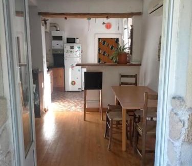Cournon-dʼAuvergne House | Tranquil Garden Retreat in Cournon - Perfect for Families