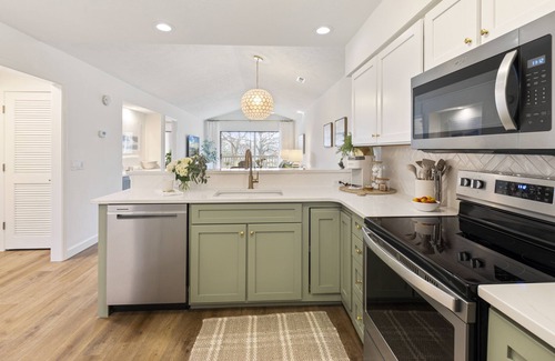 Pawleys Island Condo | Guest Rated 10/10: Petite Palmetto with Oceanfront Views