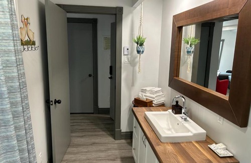 Cap-a-l'Aigle Apartment | Guest Rated 10/10 at Petite Plaisance Appartements