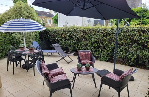 Vannes Apartment | Serene Petite Résidence with Pet-Friendly Amenities