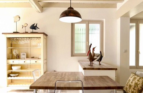 Saint-Seurin-de-Prats Villa | Petite Shambhala: Cozy Two Bedroom Villa with Kitchen