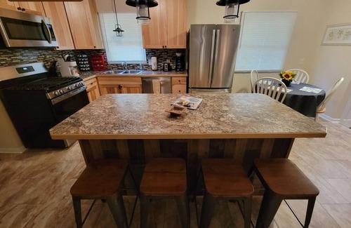 Petoskey House | Discover Petoskey: Stay While You Play with Pool & Breakfast