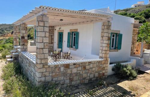 Lipsoi Villa | Petra: Rated 10/10 with Family and Pet-Friendly Amenities