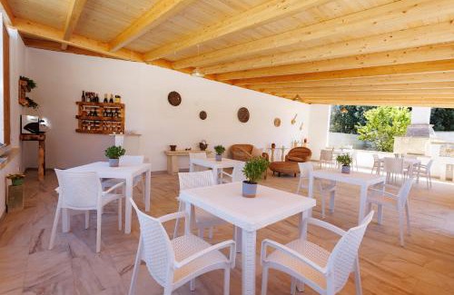 Giurdignano House | Petra Leccese - Art & Luxury Design B&B with Pool