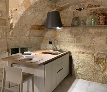 Centro Storico Apartment | Discover Petra Oikia – Guest Rated 8.9/10 for Quality