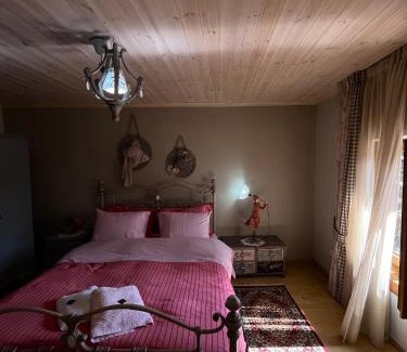 Karpenisi Villa | Unforgettable Stays at Petrameli: Rated 10/10, Family-Friendly