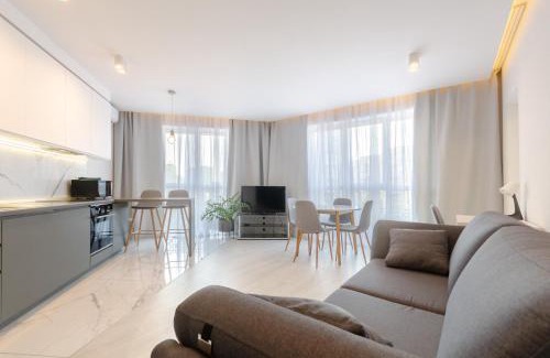 Solomjanskyj Apartment | Welcoming Apartment Near Kiev Central Railway Station