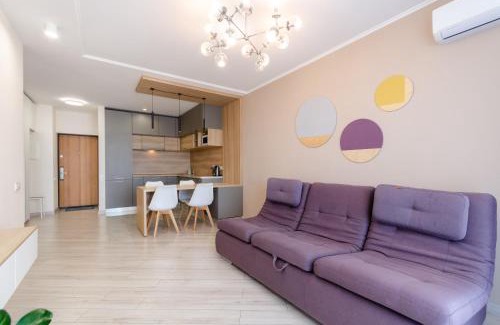 Solomjanskyj Apartment | Comfortable Apartment Near Central Railway Station