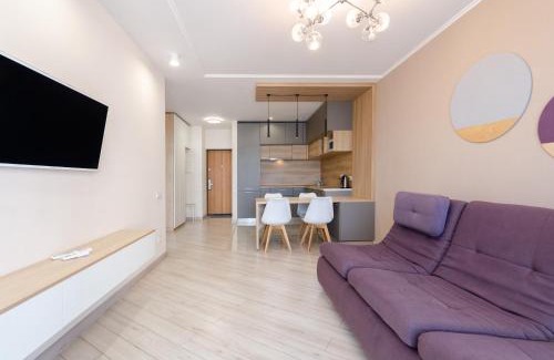 Solomjanskyj Apartment | Comfortable Apartment Near Central Railway Station