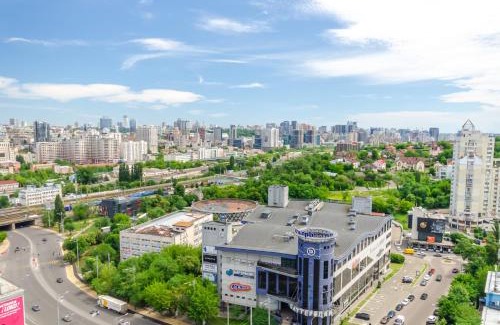 Solomjanskyj Apartment | Cozy Panorama City View Apartment Near Central Railway