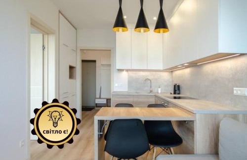 Solomjanskyj Apartment | Cozy 525 Apartment in Residential Complex with Family Amenities