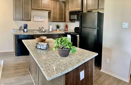 Copperas Cove House | Pet-Friendly Retreat with Fire-Pit Near Fort Hood TDY/PCS