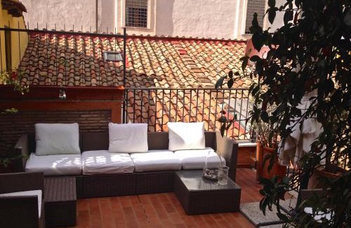 Rione VII Regola Bed & Breakfast | Exceptional Pettinary Village B&B - 4 Star & Breakfast Included