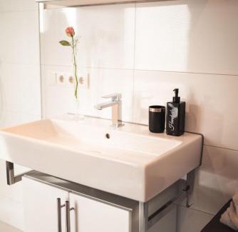 Neustadt-Haardt Apartment | Guest Rated 9.5: Family-Friendly Stay at Pfälzer Herzel