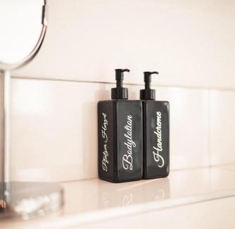 Neustadt-Haardt Apartment | Guest Rated 9.5: Family-Friendly Stay at Pfälzer Herzel