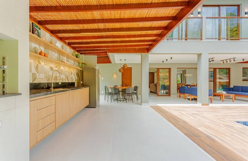 Itacimirim House | Relax at Bela Casa: 5 Suites with Ocean View & Spa