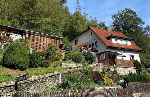Ziegenrueck Apartment | Pet-Friendly Pfefferberg Apartment with 2 Bedrooms & Pool