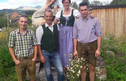 Mariapfarr House | Pfeifferhof: Guest Rated 10/10, Family and Pet-Friendly Stay