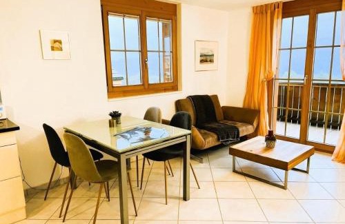 Aeschi bei Spiez Apartment | Scenic Ferienwohnung Pfrundmatte with Breathtaking Views