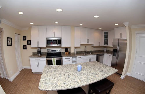 Hunt Club Villa | Pet-Friendly PGA National Resort with Pool and Spa Awaits