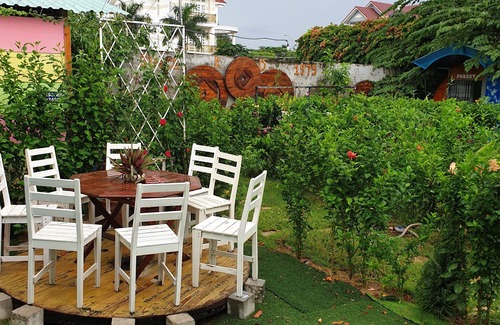Vung Tau Cabin | Cozy Garden Cabin Rooms for Your Next Getaway