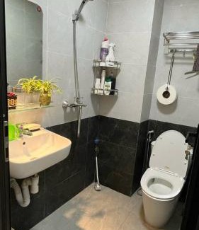 Ngoc Khanh House | Phòng mặt đường Nguyễn Chí Thanh