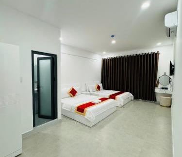 Nha Be Hotel | Phú Gia 2307 Huỳnh Tấn Phát