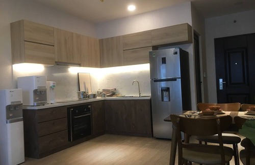Phuoc Long Apartment | Oceanfront 2-Bedroom PH Apartment with Pool & Hot Tub